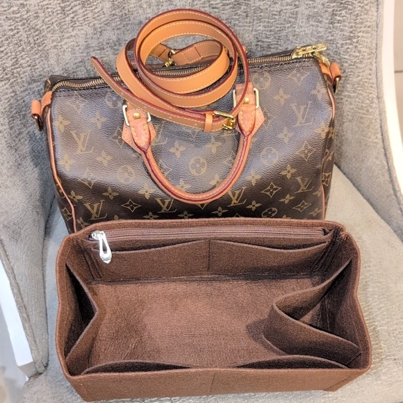 Louis Vuitton Speedy 30 Bandoulier - Picture 16 of 17